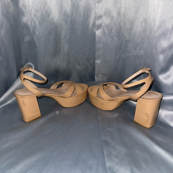 Stuart Weitzman Beige Platform Heels - Picture 4 of 9